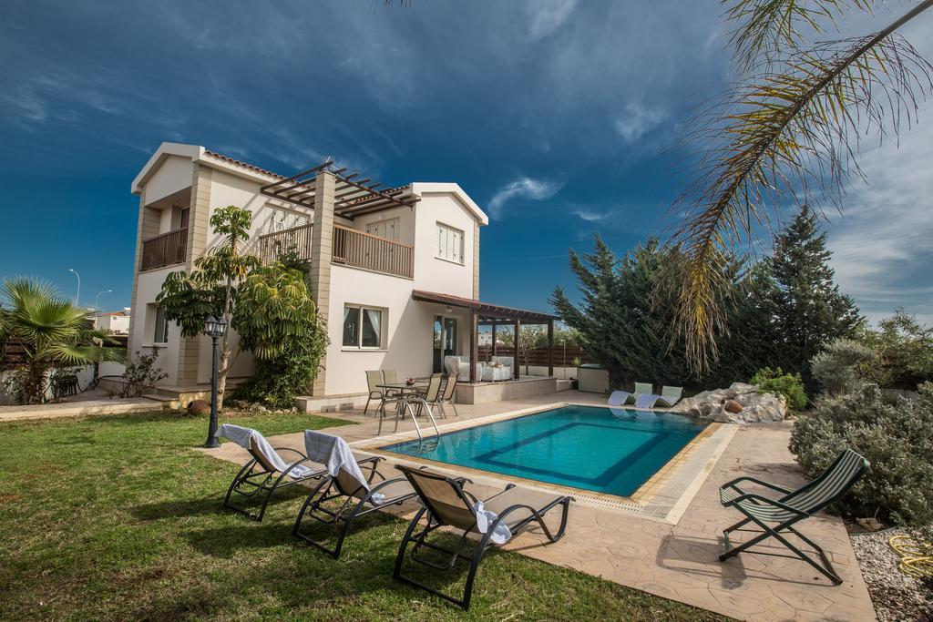 Sunny Coast Villa 아이아 나파 외부 사진