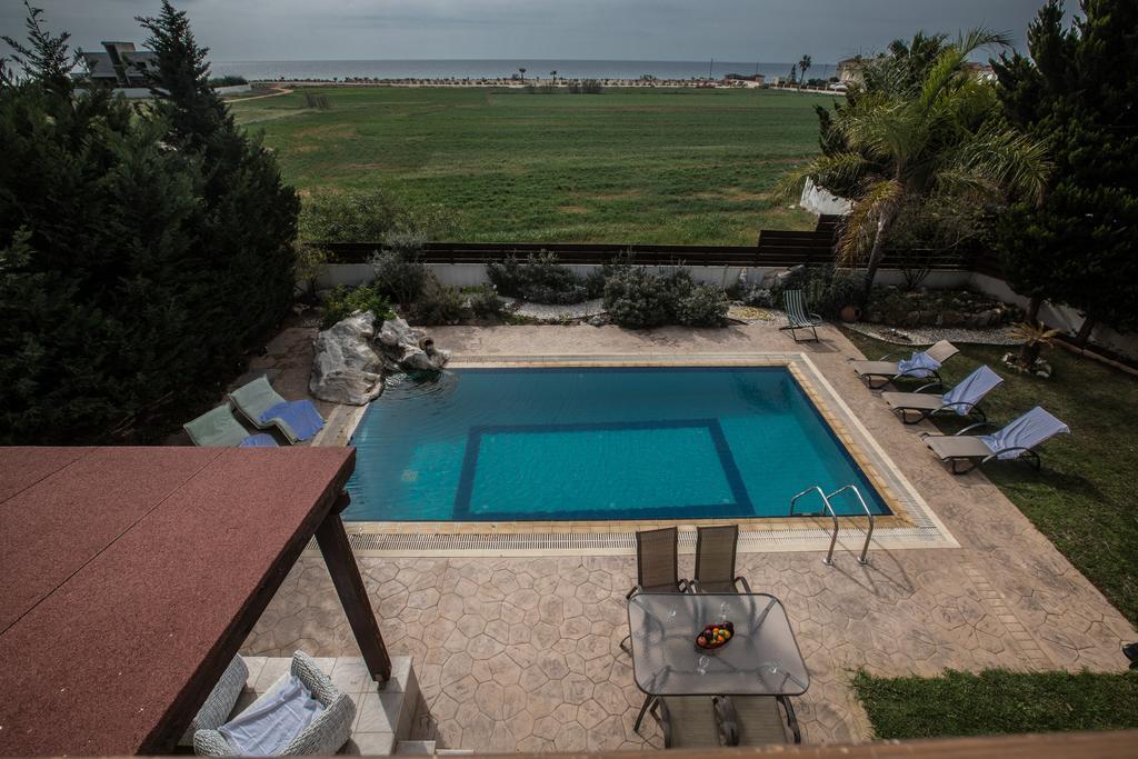 Sunny Coast Villa 아이아 나파 외부 사진