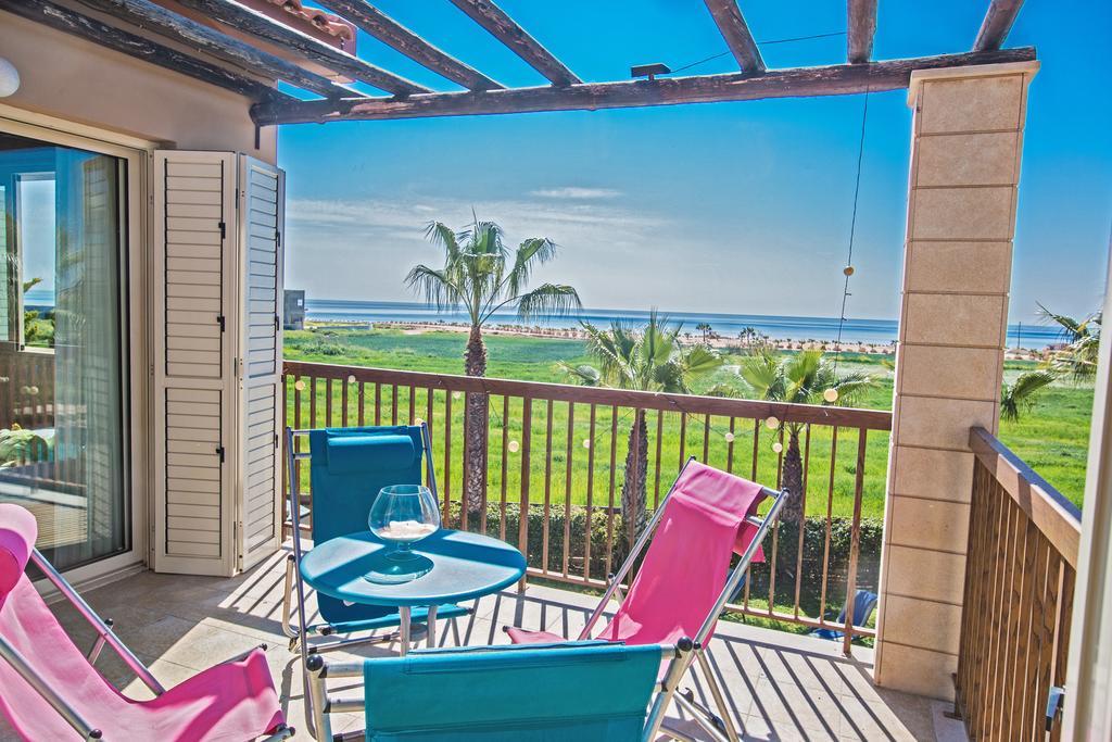 Sunny Coast Villa 아이아 나파 외부 사진
